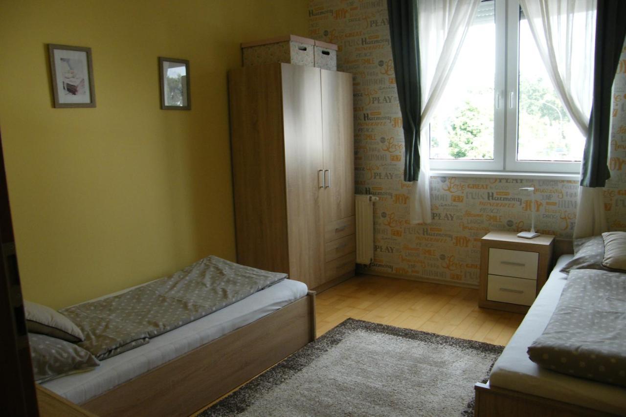 Happy Apartman Hajdúszoboszló Exteriör bild